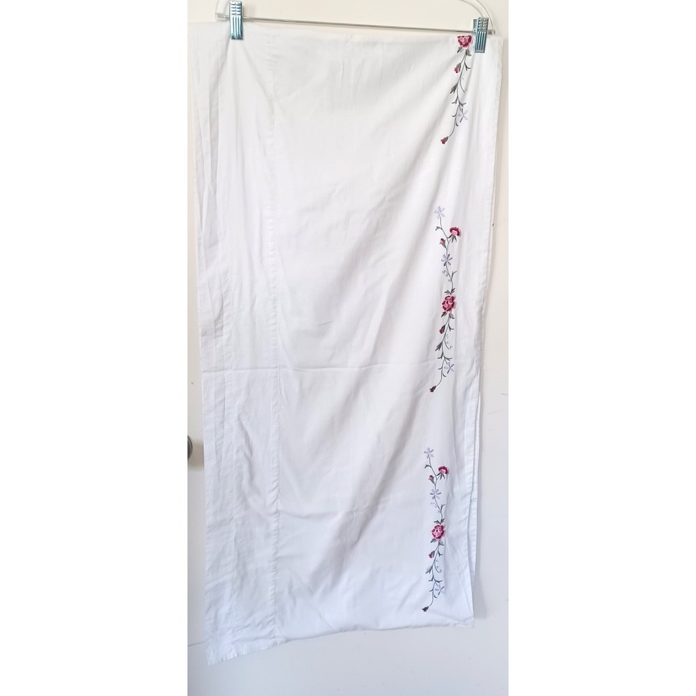 Floral Embroidered Valance Curtain JC Penney Cottage Farmhouse 18x84 White - Picture 3 of 7